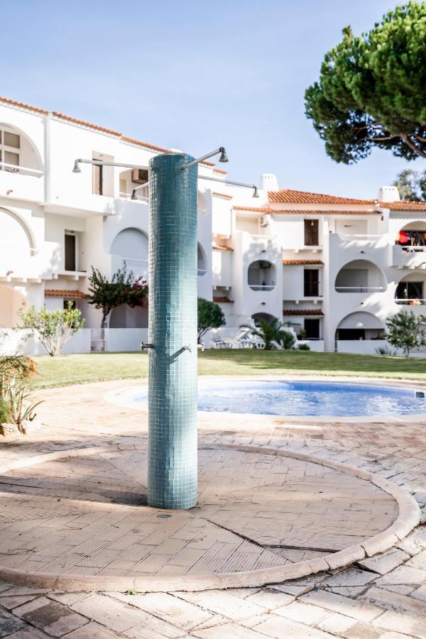 Appartement Cosy By The Pool à Quarteira Extérieur photo